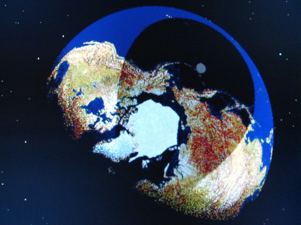 Suivez l'éclipse annulaire des 20 et 21 mai 2012 ! Suivez l'éclipse annulaire des 20 et 21 mai 2012 !