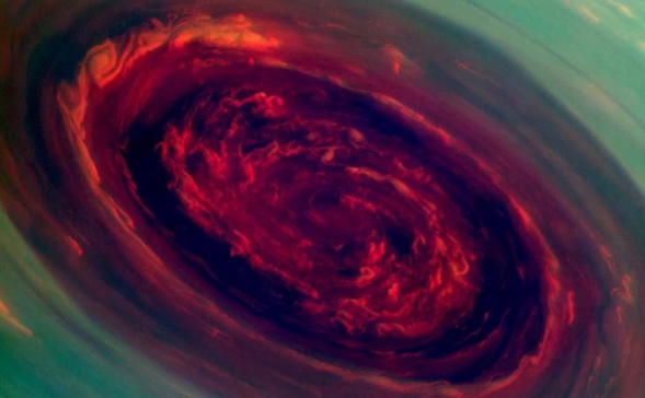 Un énorme ouragan de près de 2.000 kilomètres de diamètre a été observé au pôle nord de Saturne à l’aide de la sonde Cassini de la NASA